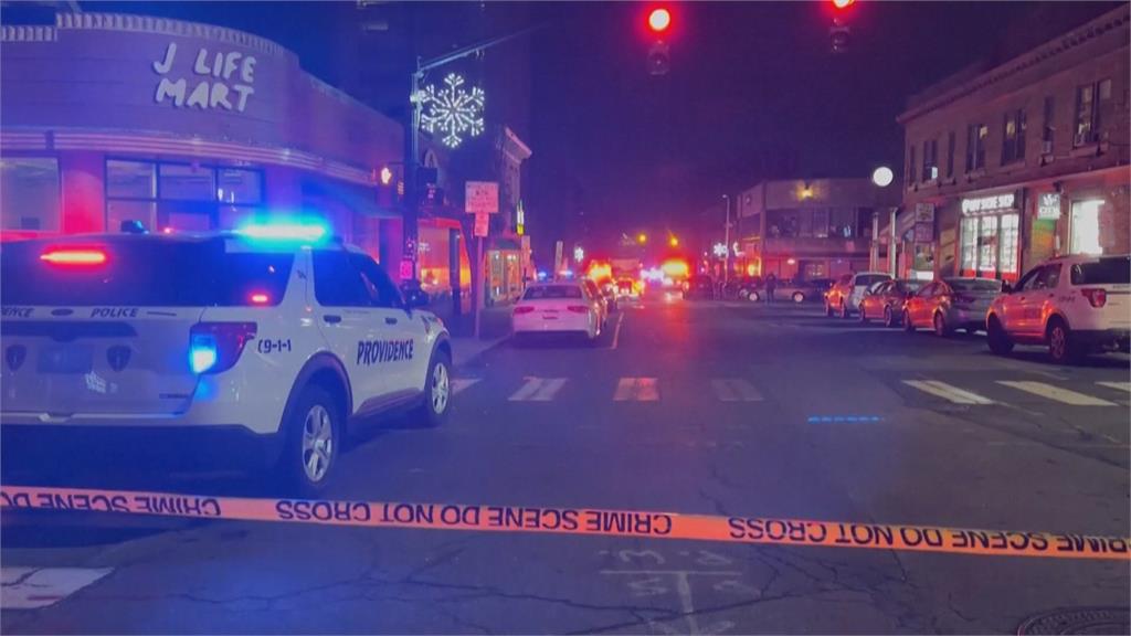 雪梨海灘槍擊至少15死 查獲可疑背包「恐有爆裂物」