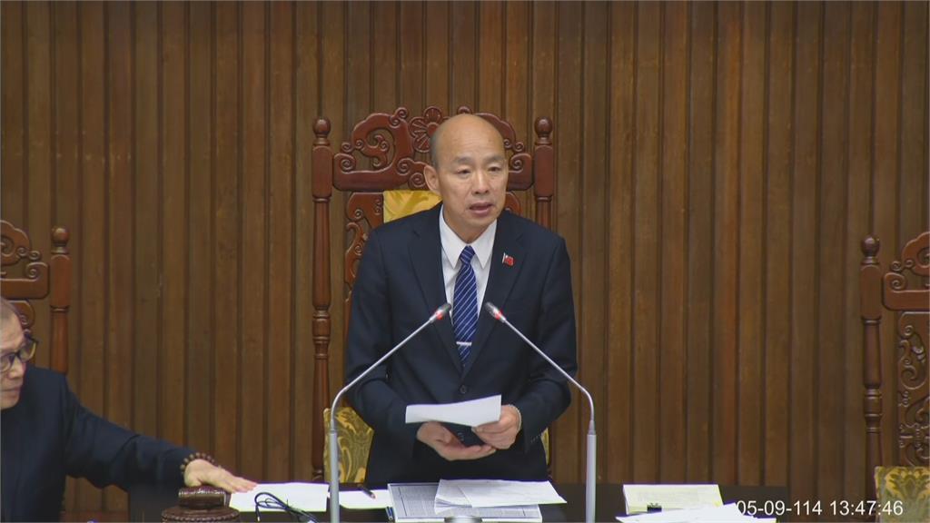 立法院三讀增國定假日「4+1」天！網揪「1節日」哀嘆：小確幸沒了