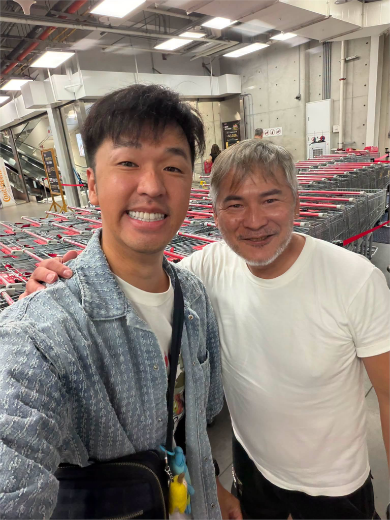 香蕉捕獲野生馬國賢！身形圓潤「白髮＋落腮鬍」網嚇傻：像鄰居阿公