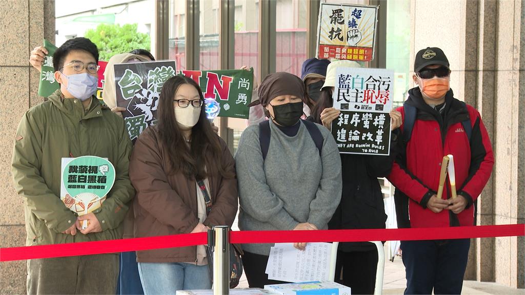 罷免邱鎮軍領銜人遭施壓退出 90歲文學巨擘李喬接棒捍衛民主