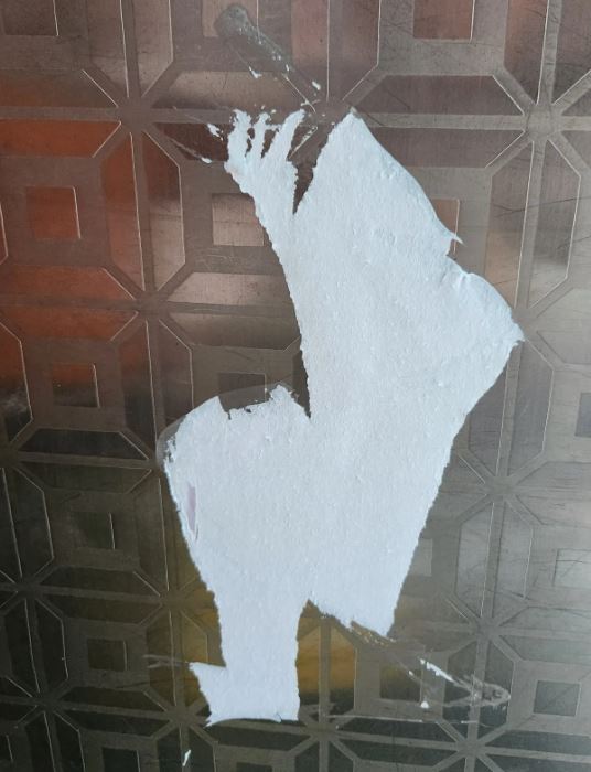 宣傳廣告亂張貼惹民怨　藍議員參選人李易儒出面道歉