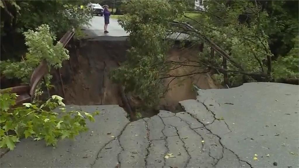 美國極端天氣肆虐東部狂風暴雨 西岸野火失控、近百起野火狂燒