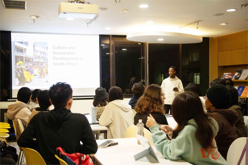 【淡江傳真】淡江大學名列2025 SAA世界大學排名全國非醫類私校第一