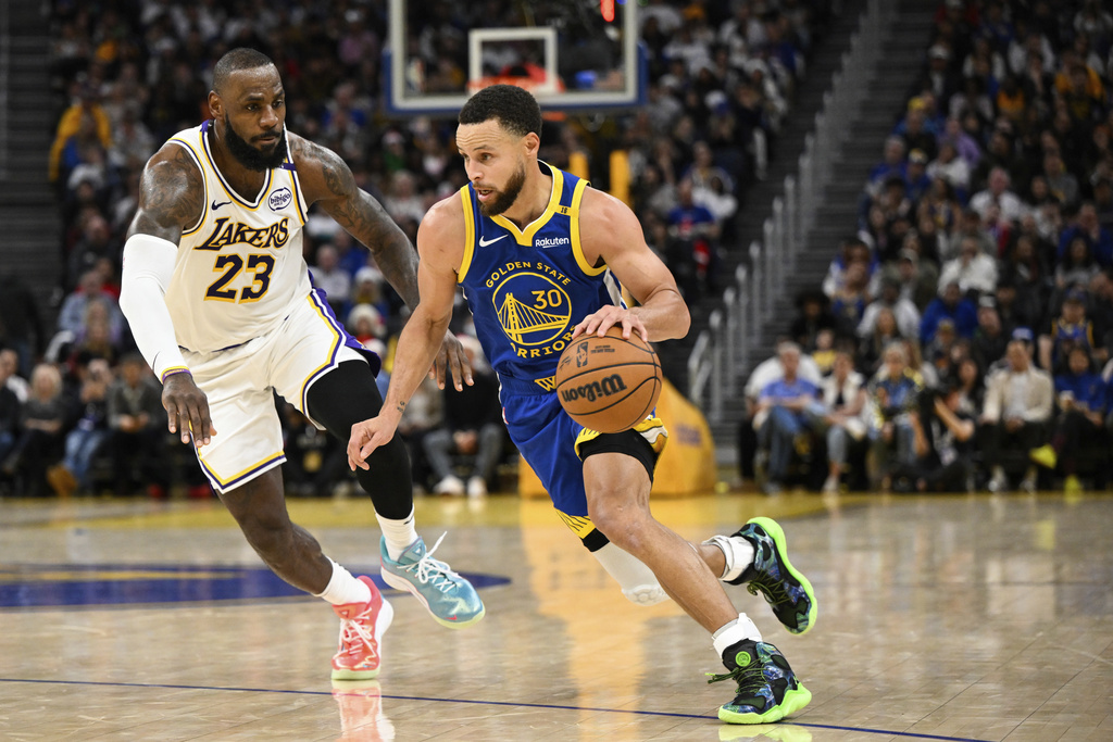 NBA／夢幻隊「詹柯連線」有望成真！美媒傳勇士考慮網羅「詹皇」聯手柯神