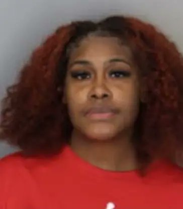 三寶媽叫5歲女兒「幫裸體成人除毛」！自豪PO網炫耀遭炎上…下場慘了