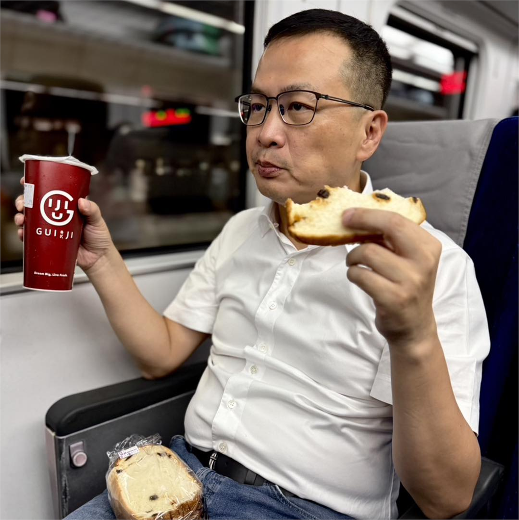 李明璇轟鏟子超人「霸佔車票」急澄清！網曬訂票截圖打臉：妳就是新一代徐巧芯