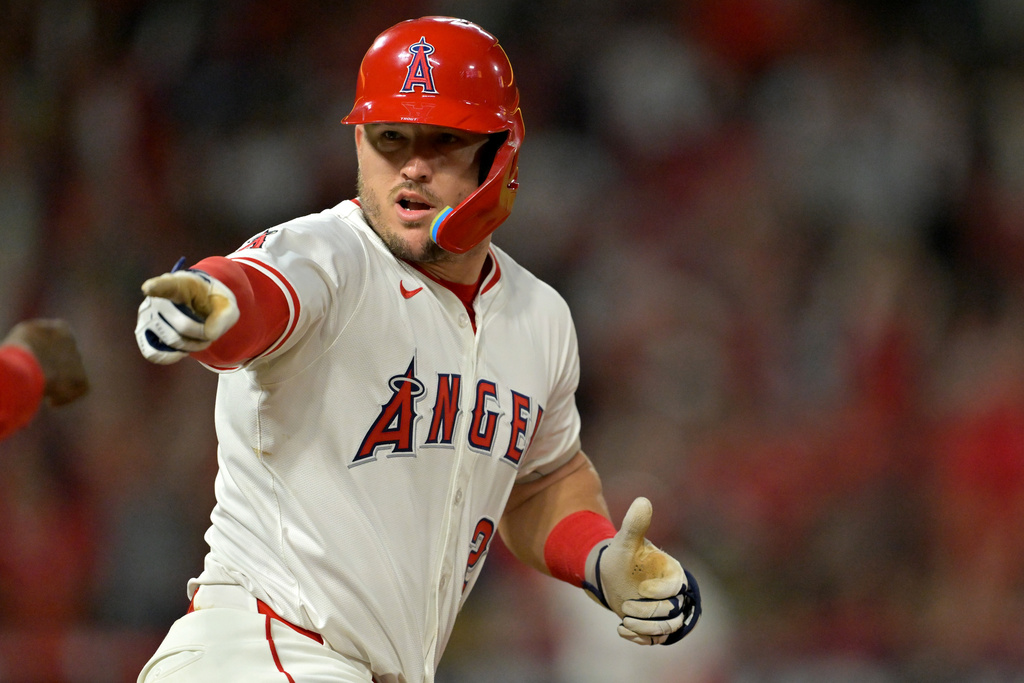 MLB(影)／神鱒單場雙響砲天使逆轉勝！太空人季後賽逼近淘汰邊緣