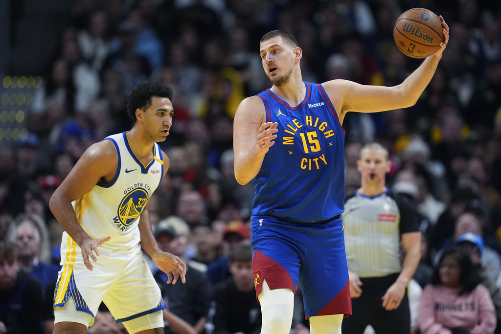 NBA(影)/咖哩小子大戰小丑! 約基奇38分全能演出賞勇士5連敗