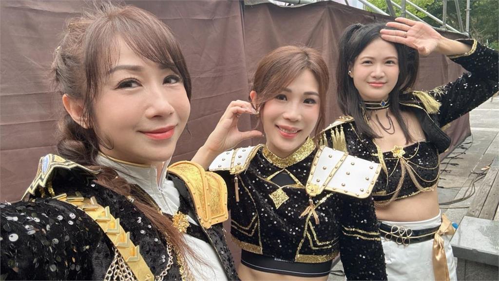 綠營3姊妹化身「獵魔女團」大跳韓舞正翻!網友盛讚:被政治耽誤的偶像明星