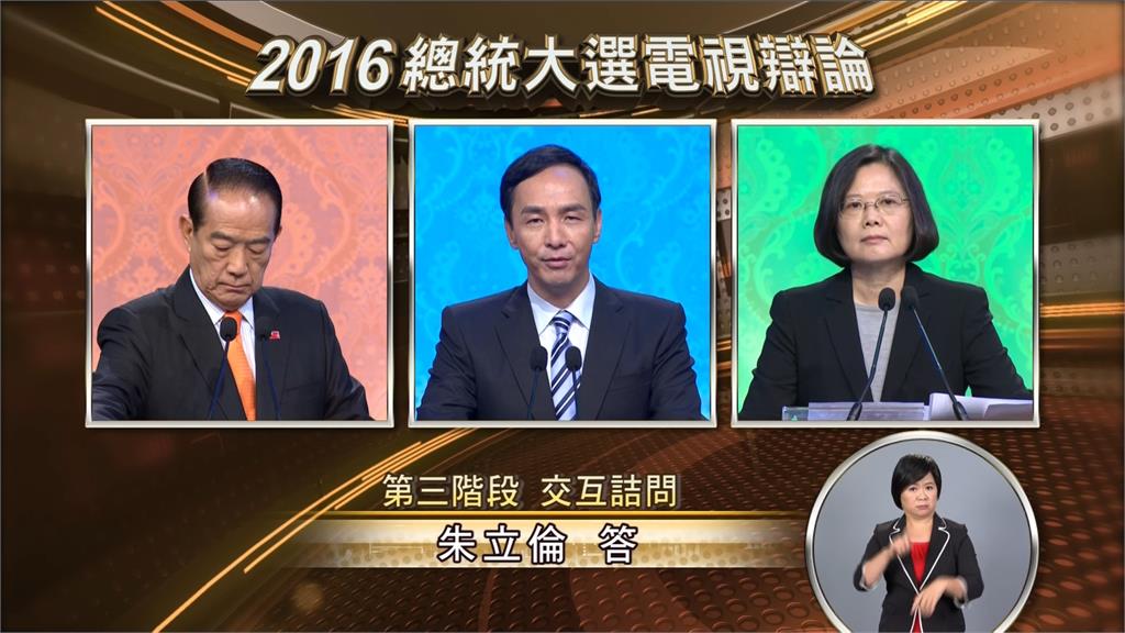 阿嬤的多重宇宙? 李四川曝「板橋阿嬤」勸參選新北