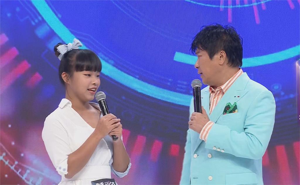 吳鎮安爆料街頭演唱意外遇到綜藝天王!胡瓜打賞一疊鈔票