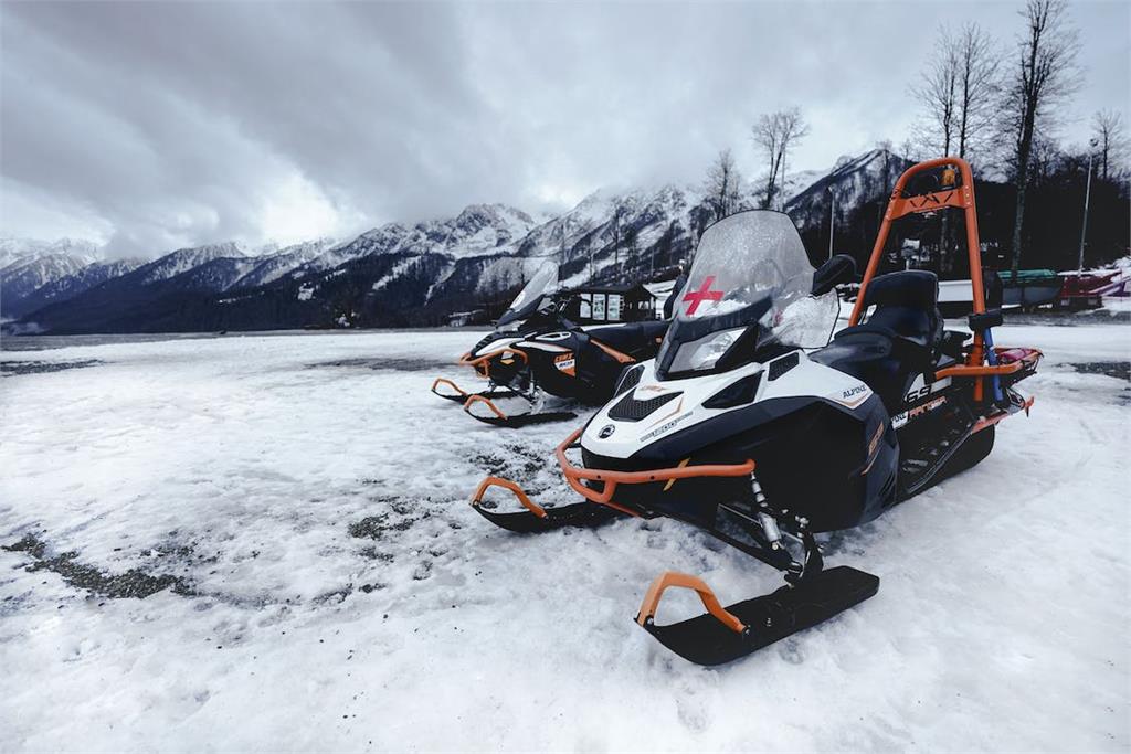 夫妻冰島玩雪上摩托車釀1死1傷！旅行社免賠遭改判「賠635萬」