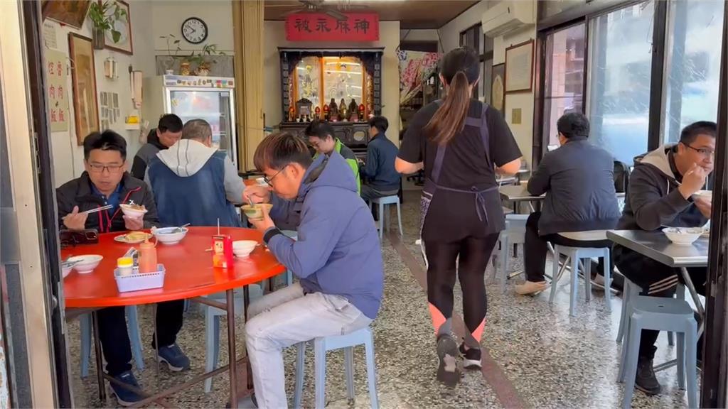 老司機私房菜！台東無名滷肉入口即化 筷子一夾就斷