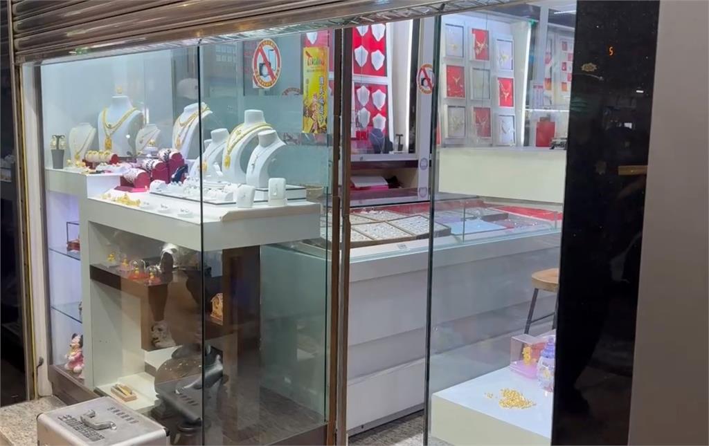 父親節假買禮物真搶劫！　台東銀樓5條金項鍊被搶損失70萬