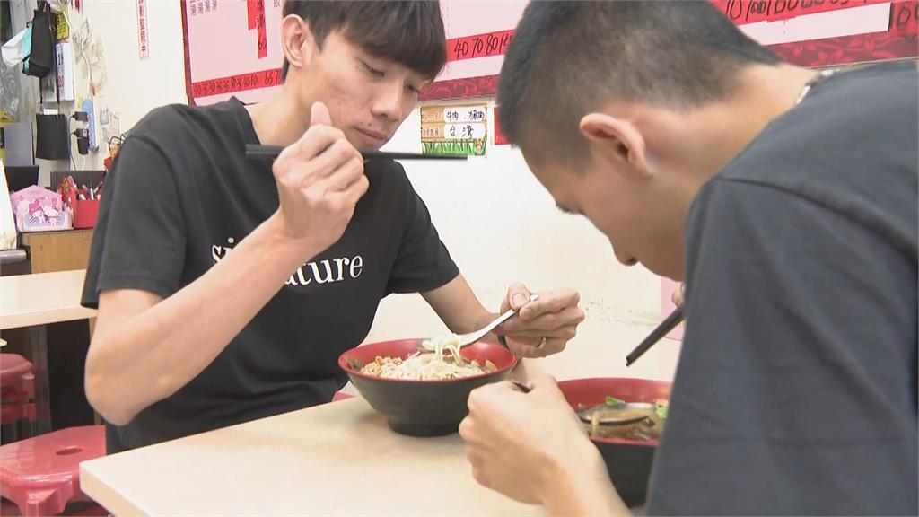 老闆娘懷念家鄉味!中國進口朝天椒 正統川味酸辣粉辣勁滿分