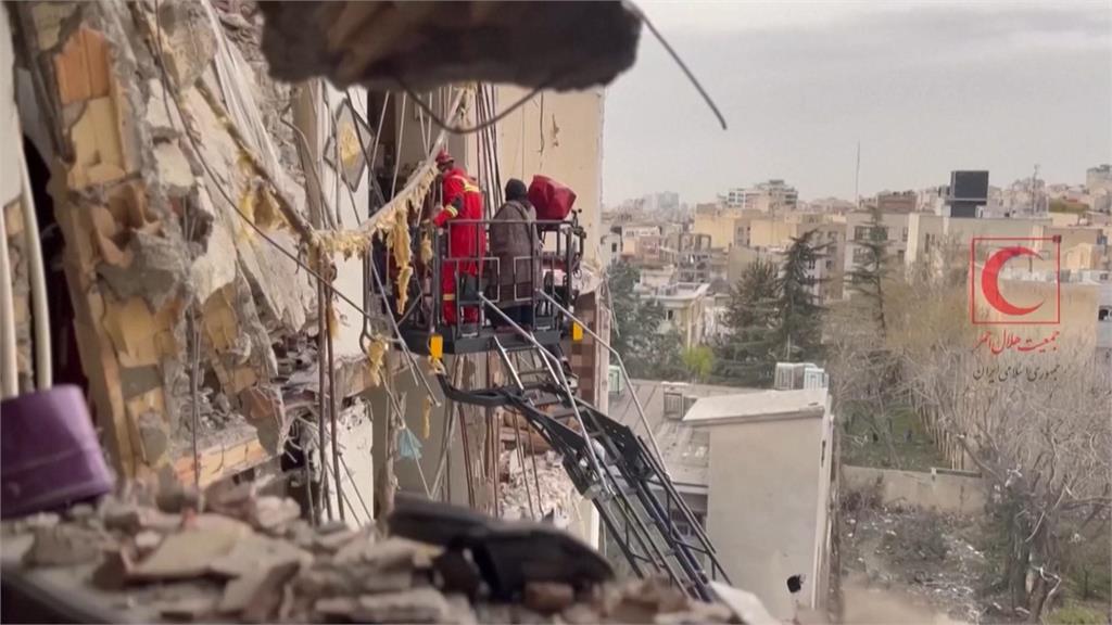 伊朗用集束彈炸以色列　以軍反炸德黑蘭