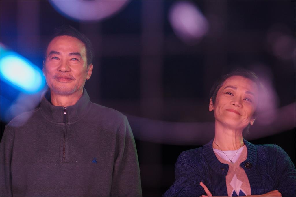 情人節還沒到狂灑糖!「模範丈夫」任達華暢談婚姻之道:老婆說什麼都對