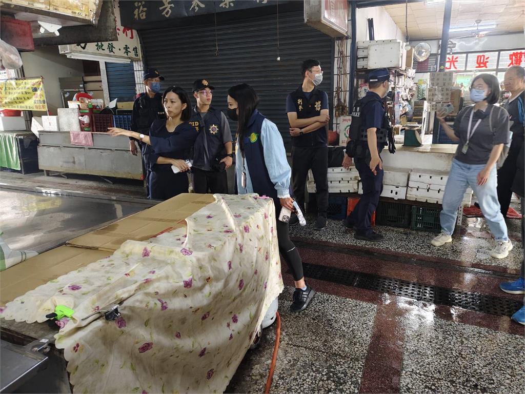 快新聞／134人中鏢！高雄春捲攤商慘了　「被抓包2動作」雄檢出手調查