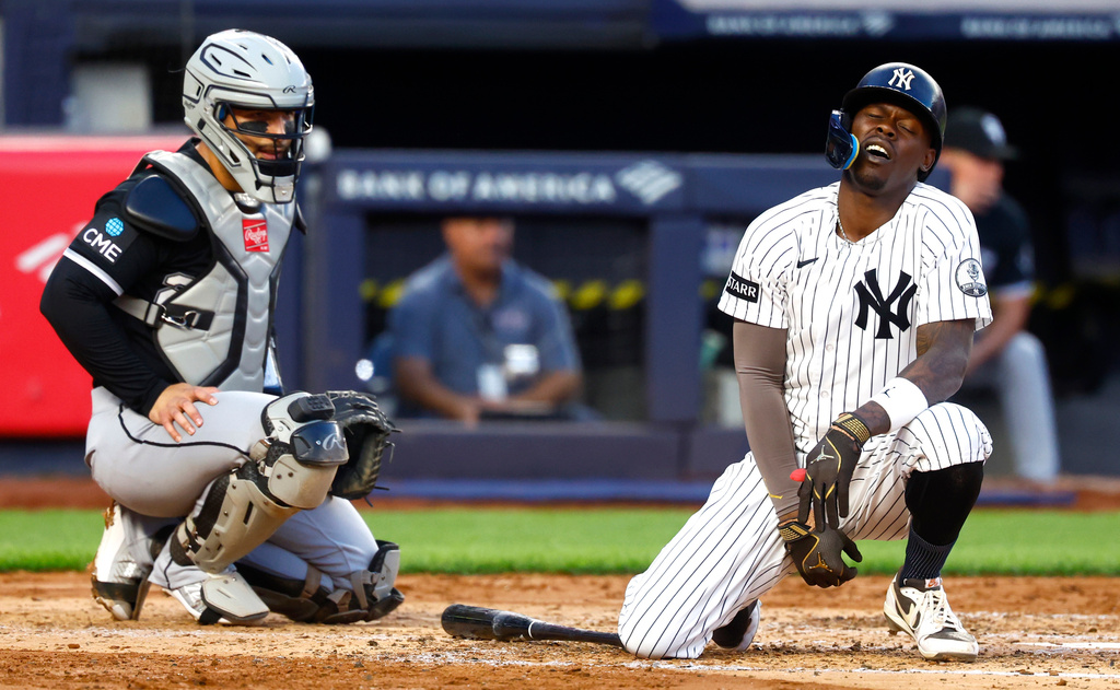 MLB(影)/蛋蛋的哀傷!「爵士哥」小齊澤姆被自打球命中要害 法官還在旁偷笑