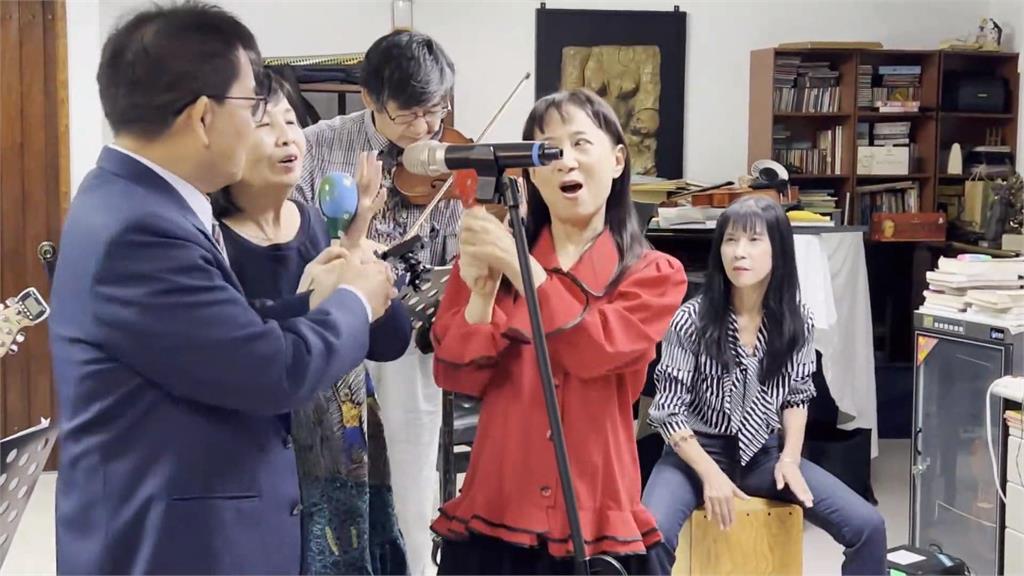 白領不老樂團! 退休人士組團唱人生的歌