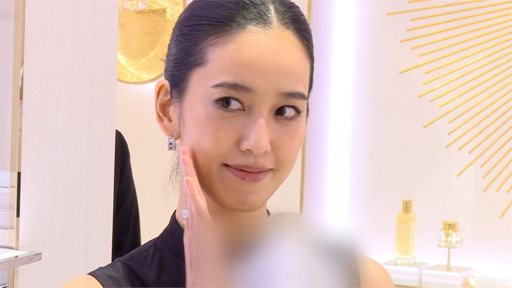 陳庭妮、柯震東現身信義專櫃　分享保養與香氛的獨特魅力