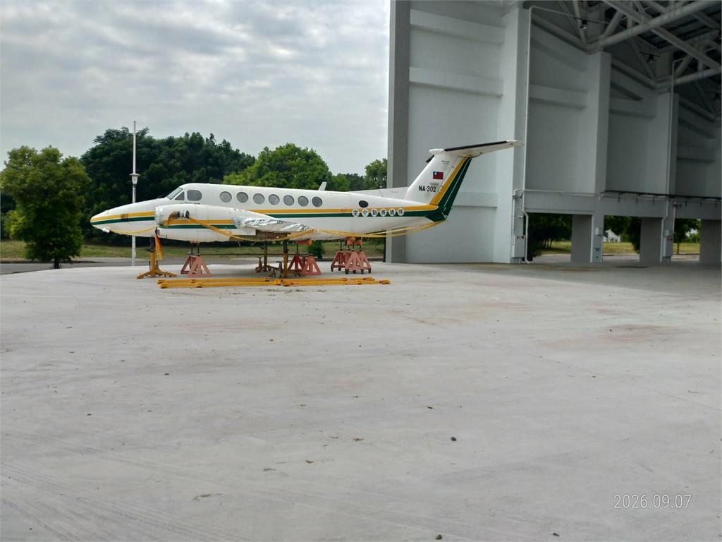街道上有飛機？　虎尾科大航院教學設備搬遷　引網熱議