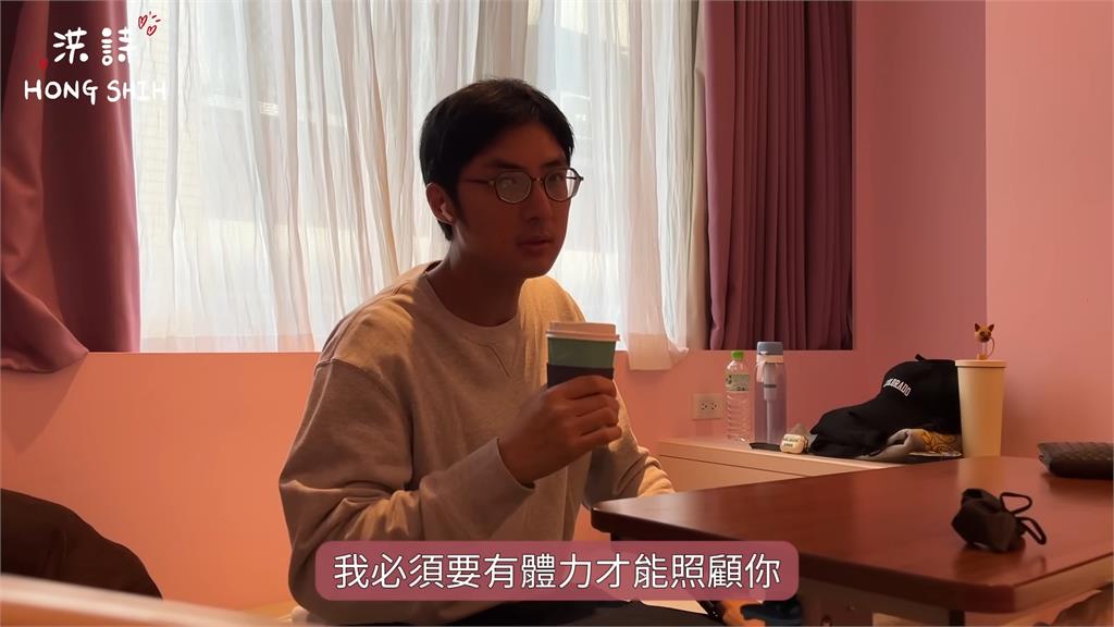 洪詩生產前喊「我好餓」!驚見老公一旁喝咖啡 被暖回:有體力才能照顧妳