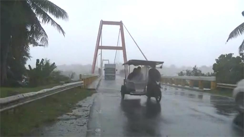 杜蘇芮達超級颱風標準　菲律賓爆山崩淹水災情