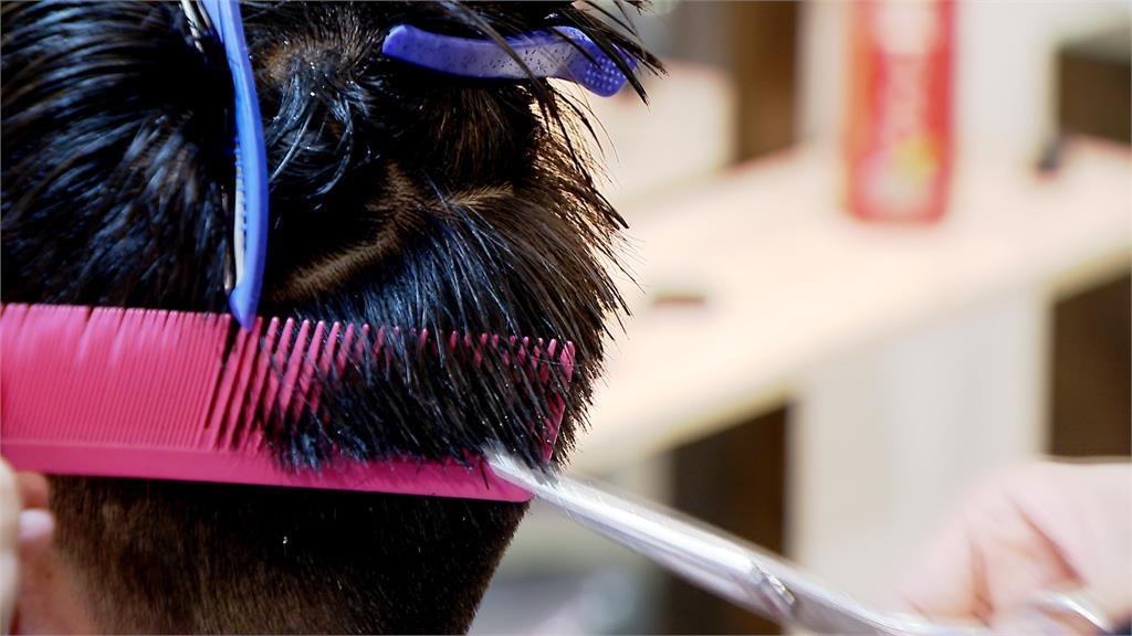 夜貓族髮廊拚出新商機　每月營收多賺20萬