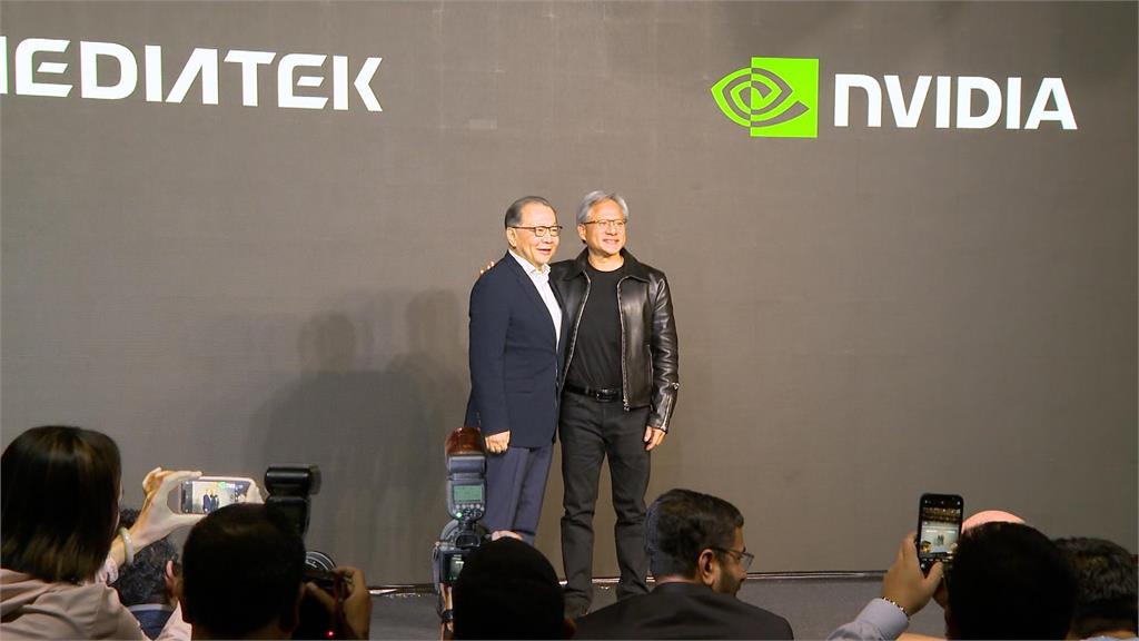 科技業最嗨夜！黃仁勳兆元宴固樁　台積電、電子五哥齊聚