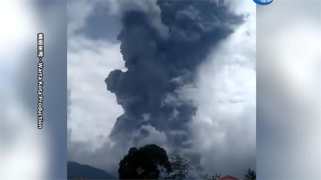 印尼馬拉比火山噴發釀11死　升高火山警戒狀態！籲附近居民快撤離
