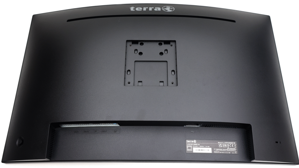 平價 2K 解析度 180Hz 曲面螢幕 terra 3285W HA，支架意外地出色