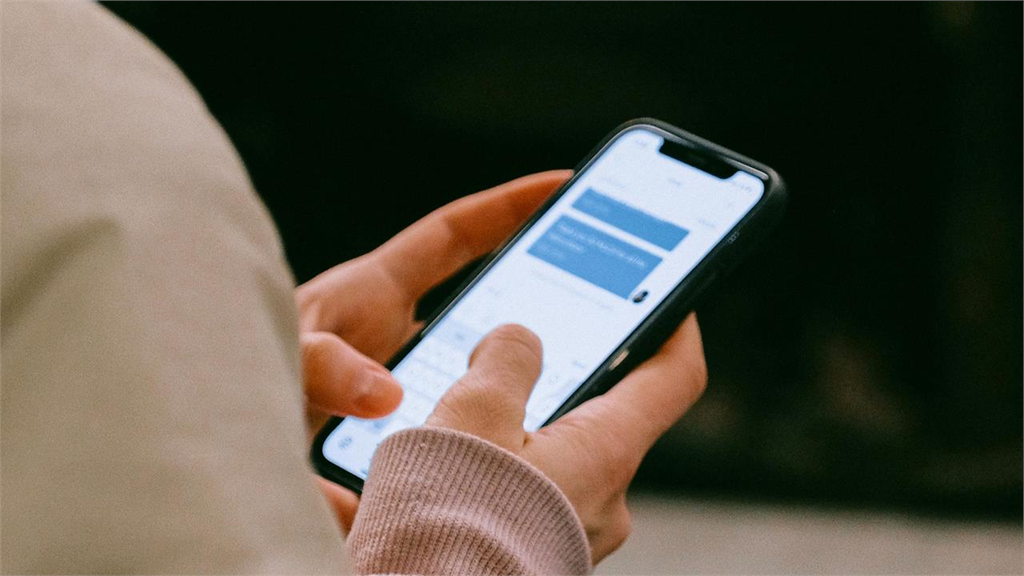 AI泡沫台股崩盤？他曝「將炒到2027」秒All in＋三倍槓桿：下車會後悔一生