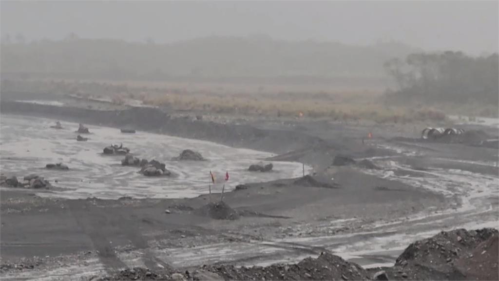 砂石車司機衝突「持開山刀」嗆聲 工地管理人員:未接獲通報