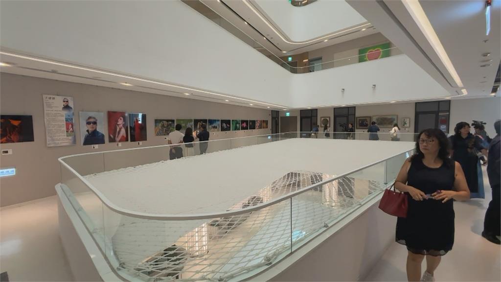 高雄醫院藝術走廊辦聯展　四位斜槓藝術家展個人創作