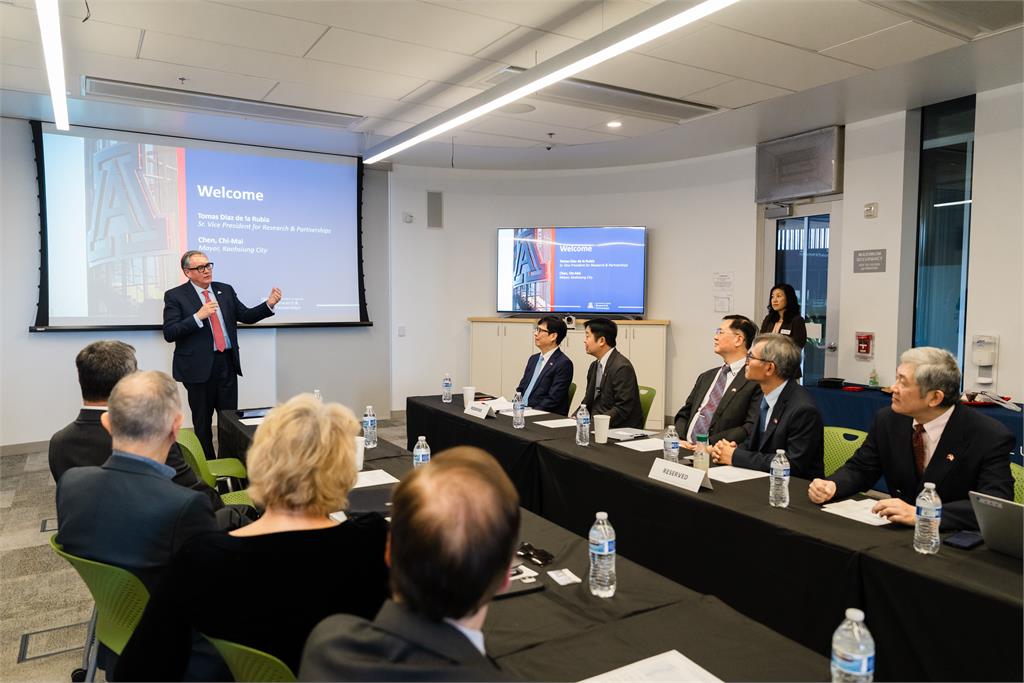 陳其邁攜手中山大學鏈結亞利桑那大學　台美合作布局「矽光子」搶攻AI關鍵技術