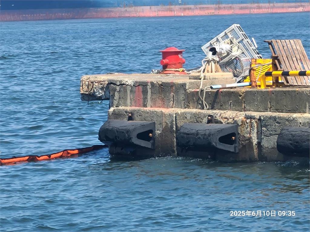 中運承租輪「明鴻號」撞高雄港碼頭 波及台船拖船沉沒