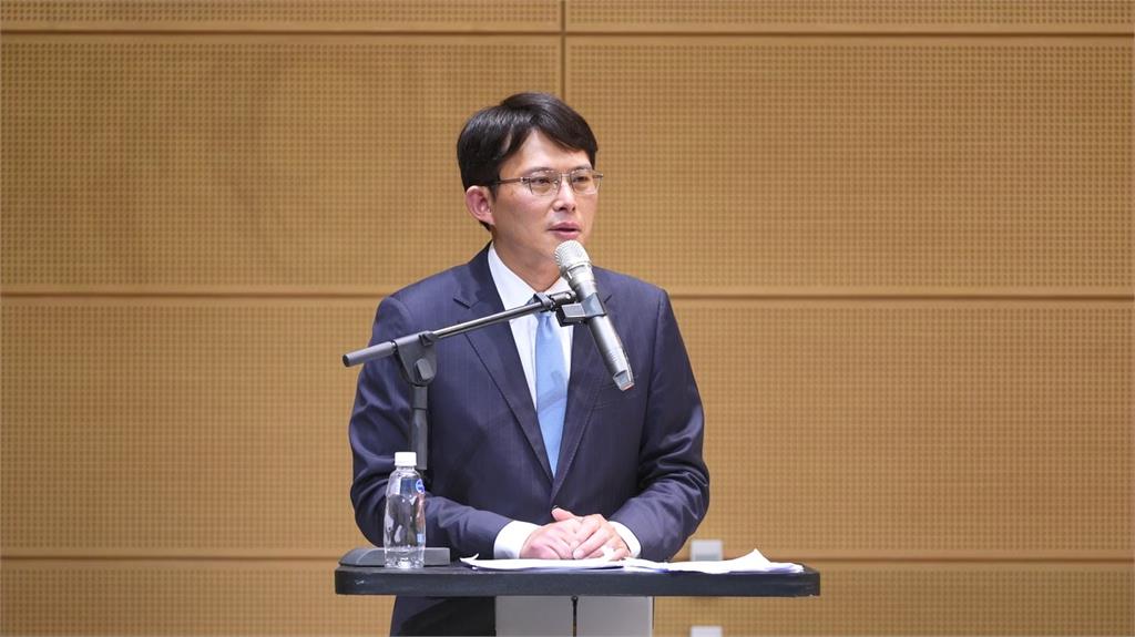 快新聞／川普對台課32%關稅　黃國昌稱：卓榮泰沒能力繼續帶領行政團隊