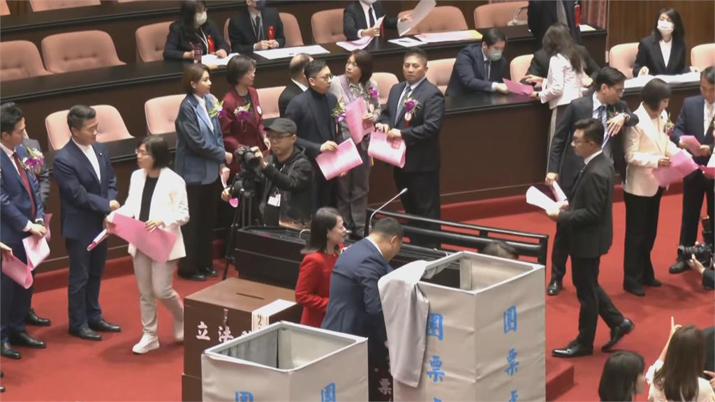 LIVE/立法院龍頭爭奪戰上午投票 現場直擊