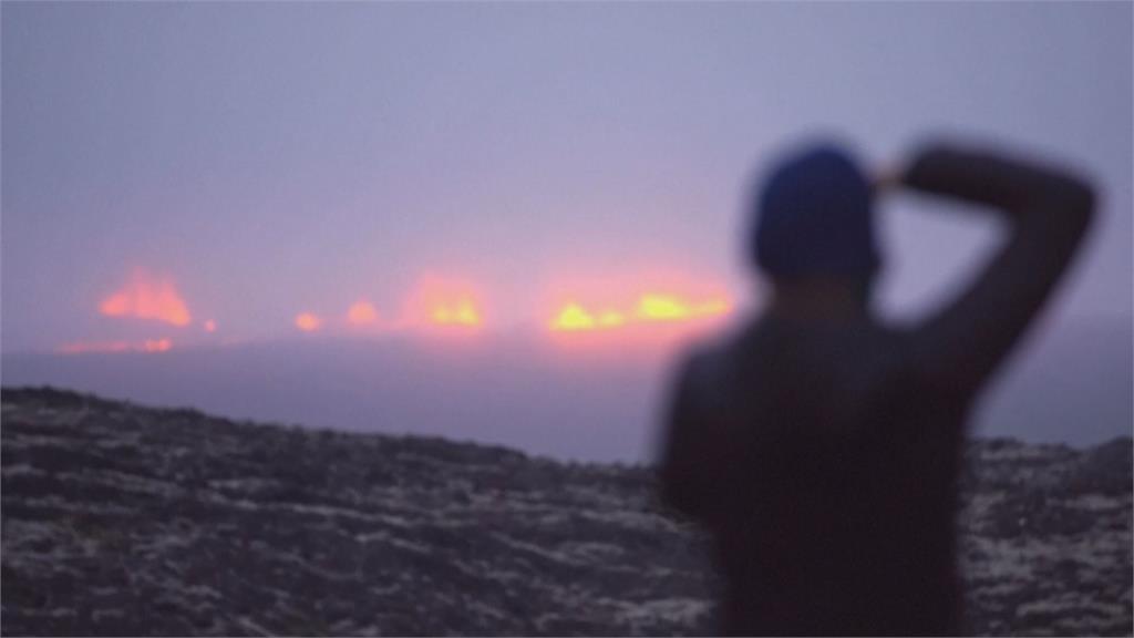 美國地質學家夫妻新婚度蜜月 衝冰島看火山噴發