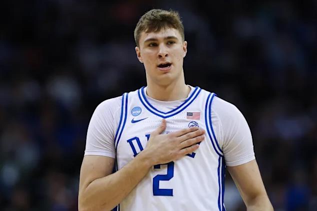 NBA／詹皇評論準狀元弗拉格　直言：「這一優勢」當年我沒有！