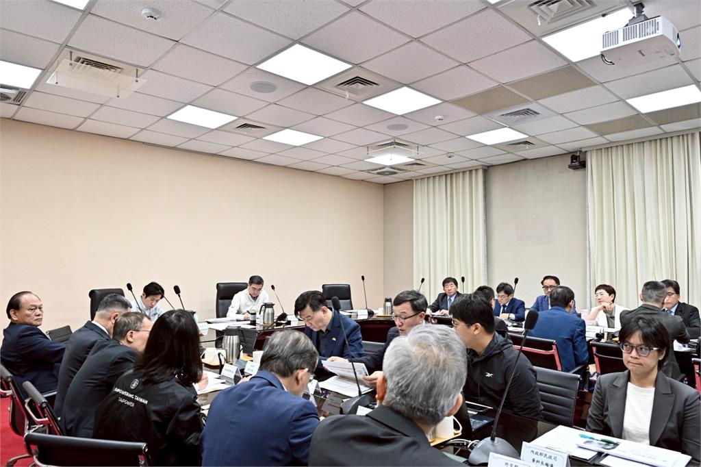 快新聞／因應中東變局！卓榮泰緊急取消公開行程　與各部會召開專案會議