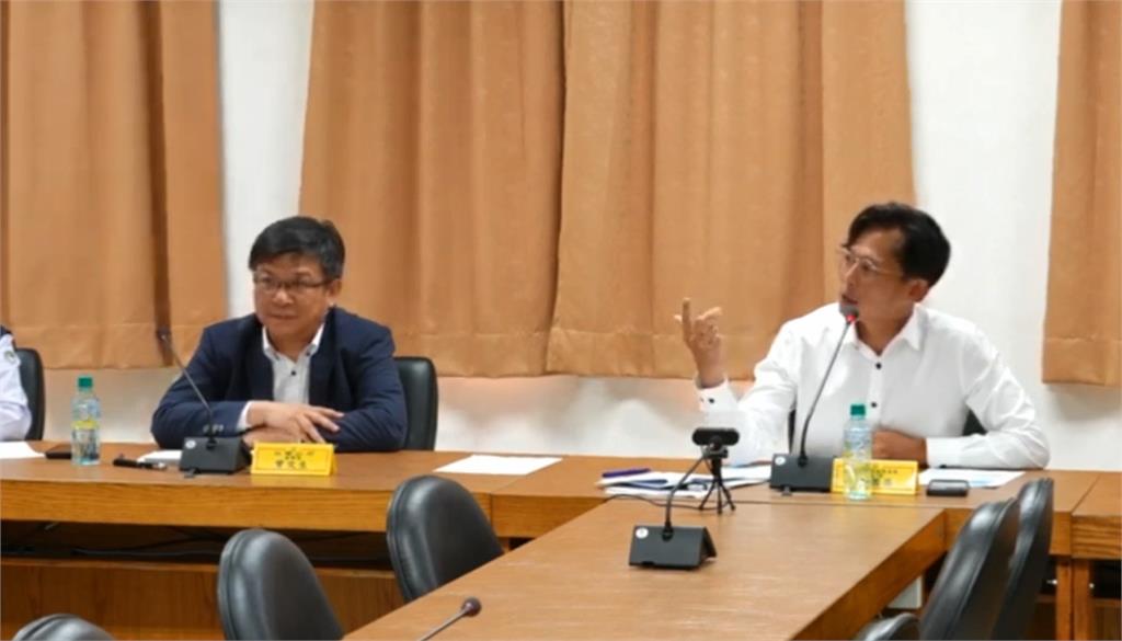 民眾黨立委率團考察興達電廠 與台電開會爆爭執