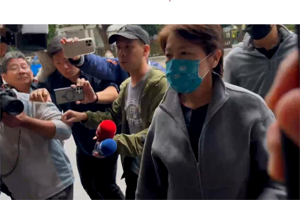 黃珊珊移送北檢複訊 凌濤:「珊珊來遲」如有金鐘罩鐵布衫