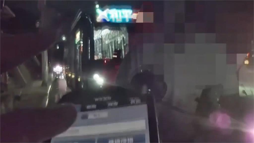 不滿被警攔查打報案電話佔線　電話被掛男子直衝派出所鬧事