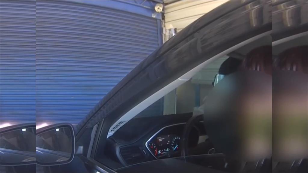 自己的車不待？稱天熱乘涼睡午覺　薄紗男行跡詭異趴車住戶嚇壞報警