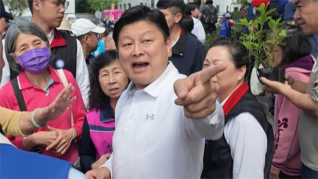 傅崐萁大炎上!蘇貞昌昔飆罵花蓮王畫面遭挖「拍桌怒轟1句」網驚:先知