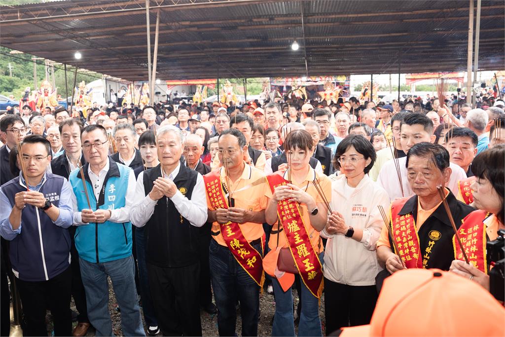 快新聞／蘇巧慧母親節行程滿檔「談媽媽心聲」！民眾高喊：一定會贏