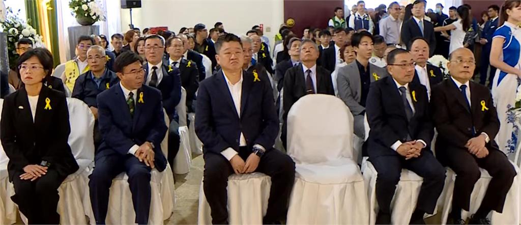 快新聞/新北前議員張瑞山告別式 賴清德、蘇貞昌、蘇巧慧哀悼畫面曝