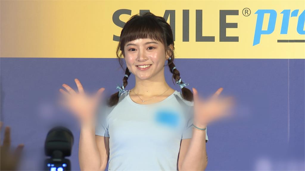 王齊麟、陳詩媛新婚後首露面 甜喊要生「雙胞胎女兒」